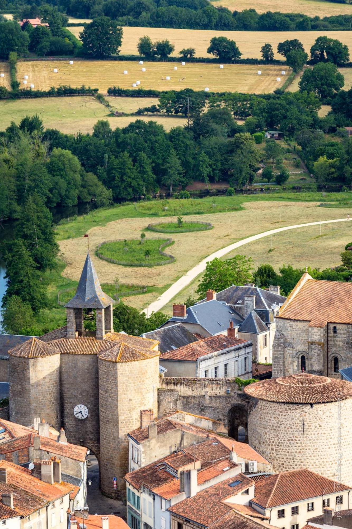 Petite Maison Medievale Parthenay Εξωτερικό φωτογραφία